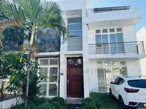 Super Luxury 2 Storey House for Sale in Moratuwa Piliyandala