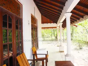 House for Sale in Wennappuwa