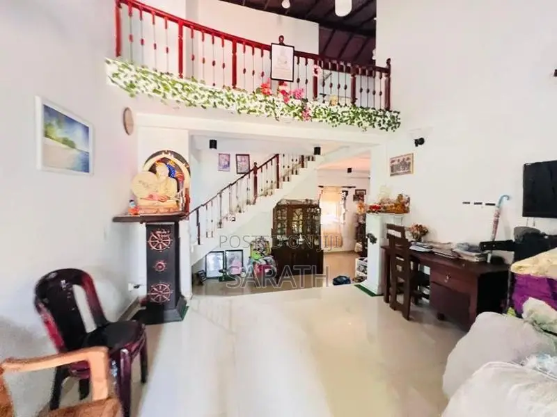 11.5 P With Valuable House In Mattegoda
