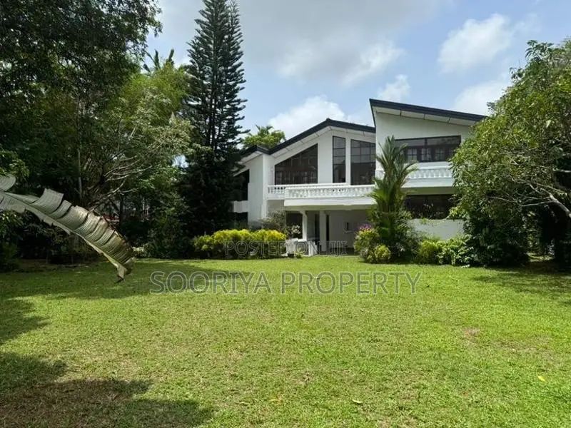 63 Perches Vip House for Sale in Boralesgamuwa