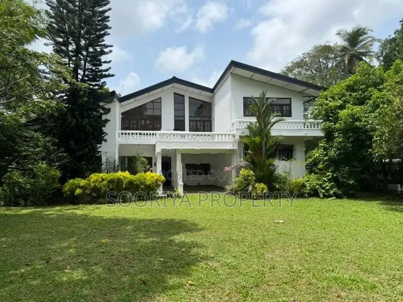 63 Perches Vip House for Sale in Boralesgamuwa