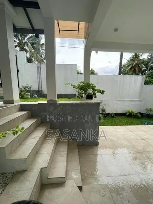 Malabe Modern Luxury House Available For sale