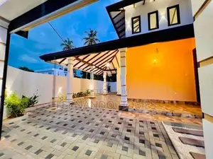 Good Residential Area Beach Side Single Story 3 Br Newest House Sale