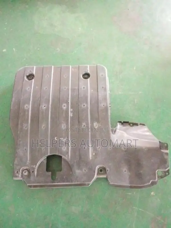 Honda vezel Ru3 Under cover
