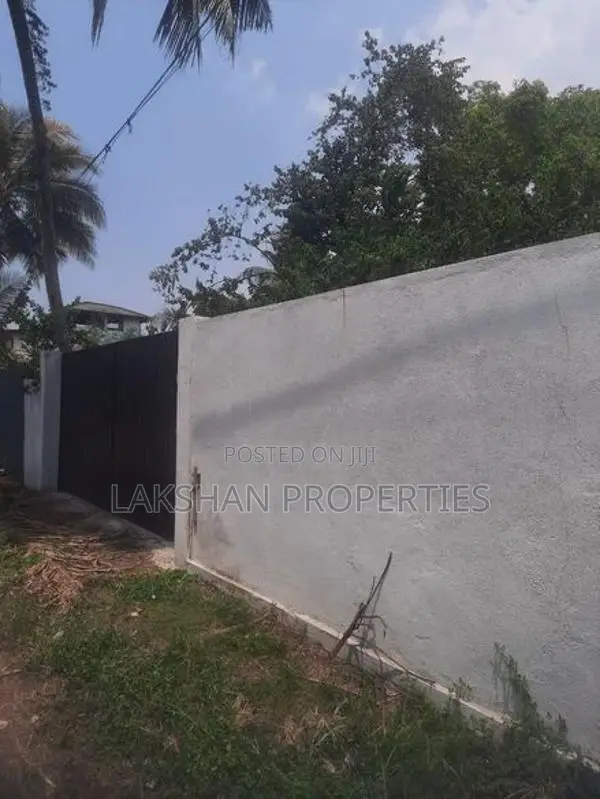 Commercial Land For Sale In Piliyandala Honnanthara