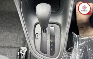 Toyota Yaris X 2024
