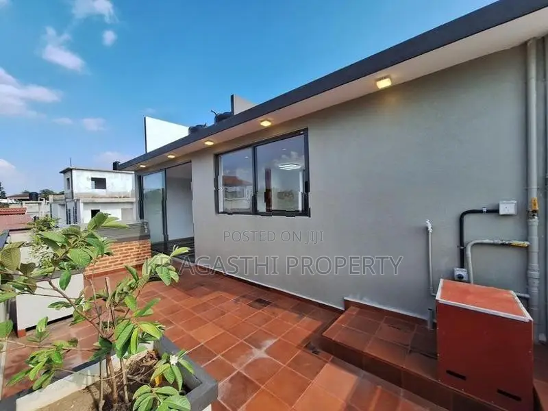 A Beautiful newly house for sale in katubadda junction