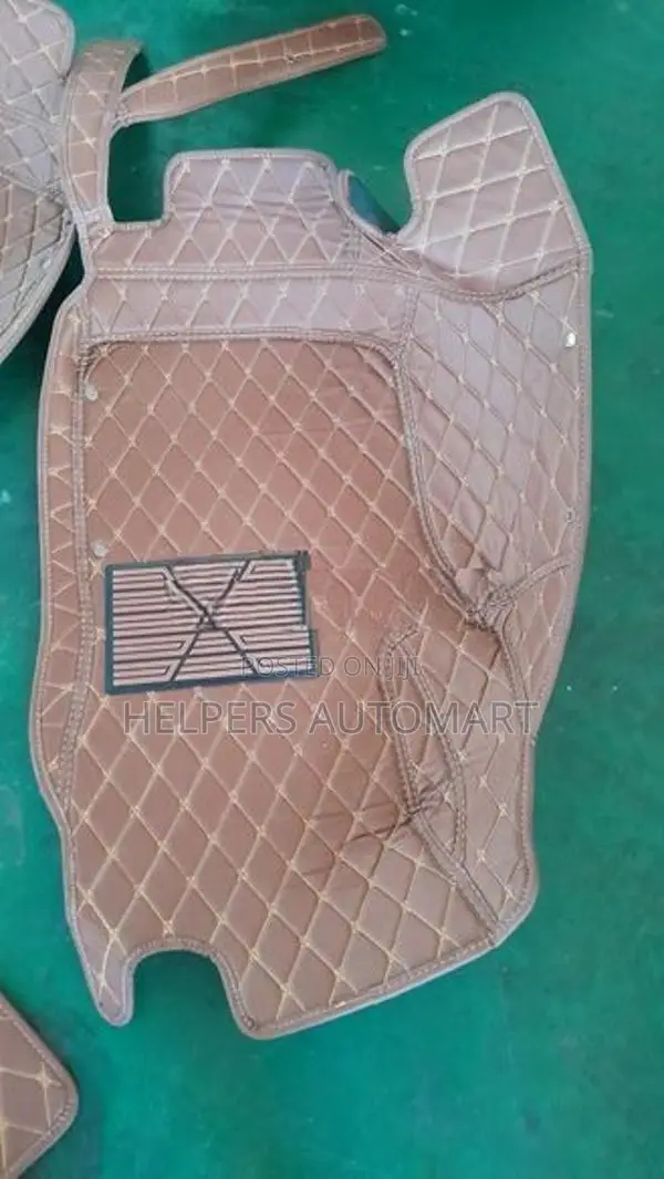 Mitsubishi Outlander Carpet Set