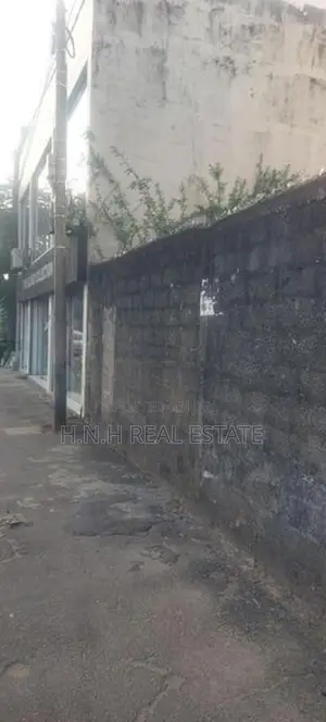 Land for Sale in Colombo 08 Main Road Facing