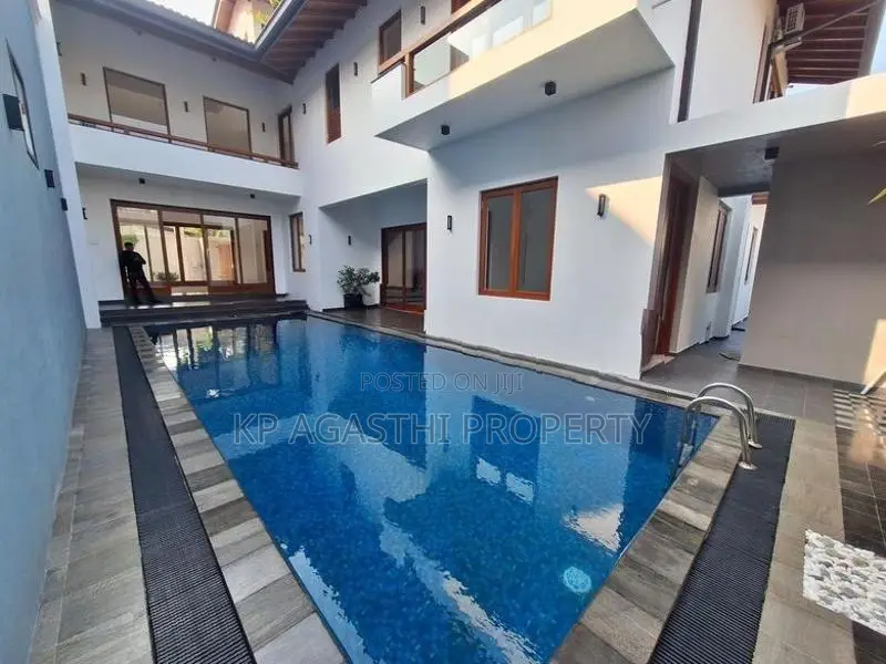 Kotte Luxury House for Sale