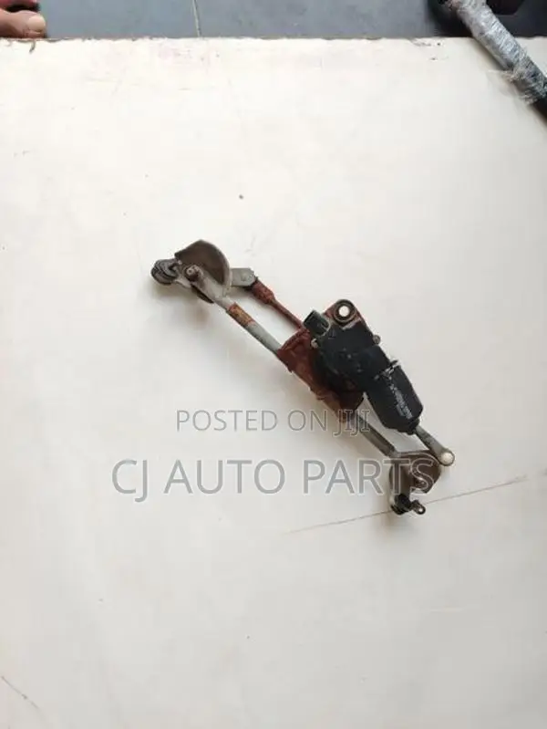 Toyota Vitz SCP10 Wiper Motor with Link