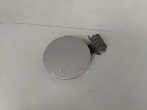 Toyota Vitz SCP10 Fuel Tank Door