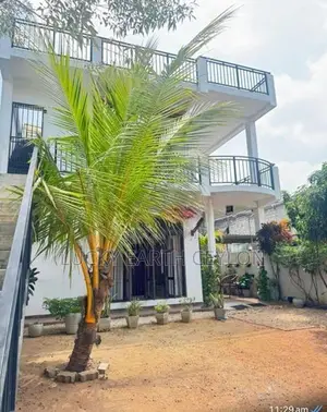 Angoda, 2 Story,Air Conditioned Furnished/Unfur, House For Rent (MG128