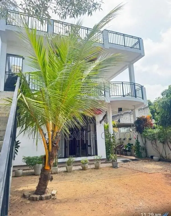 Angoda, 2 Story,Air Conditioned Furnished/Unfur, House For Rent (MG128