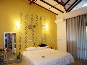 Luxury House with Garden & Parking in Hokandara