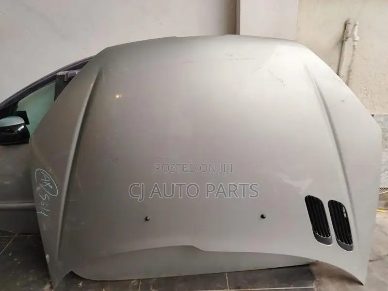 Peugeot 206 Bonnet