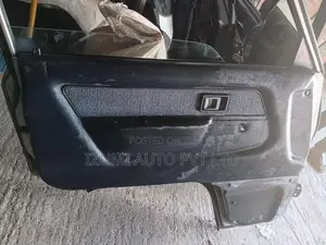 Toyota Townace CR26 left Manual door