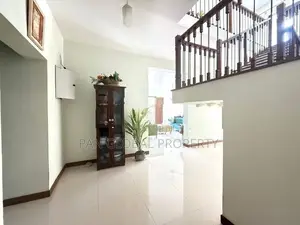 House for Sale in Uswetakeiyawa