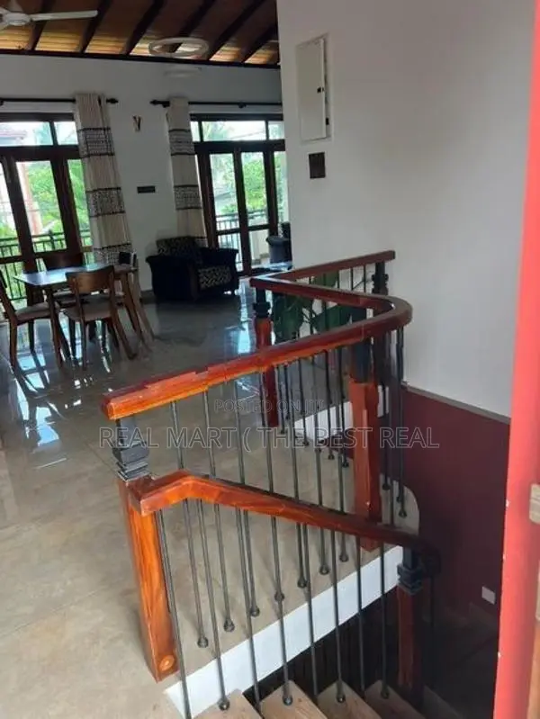 Moratuwa : 7BR (13P) House for Sale at Domingo Demel road