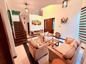 කඳාන සහ රාගම නගර වලට ඉතා සමීපයෙන් පිහිටි නිවසක් වහාම විකිණීමට.