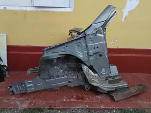 Toyota Axio 165 Front Body Cut