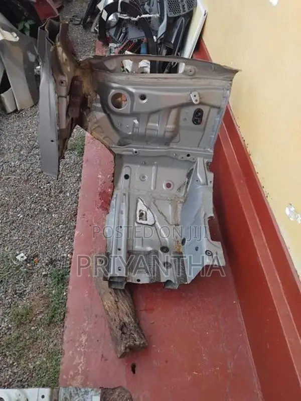 Toyota Axio 165 Front Body Cut