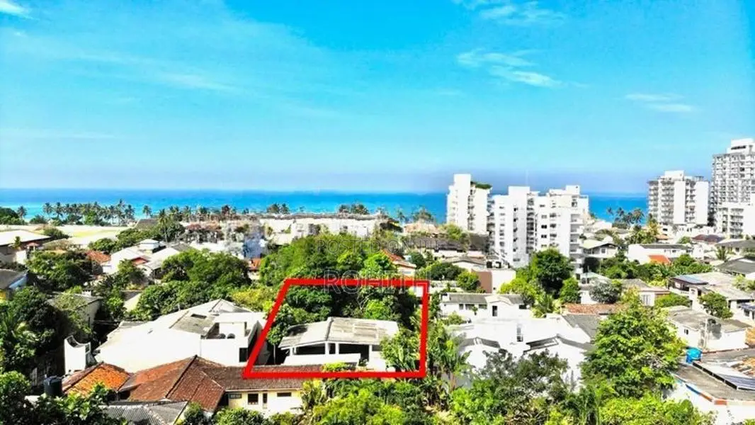 20 Perch House in Barnes Avenue, Mount Lavinia Sale