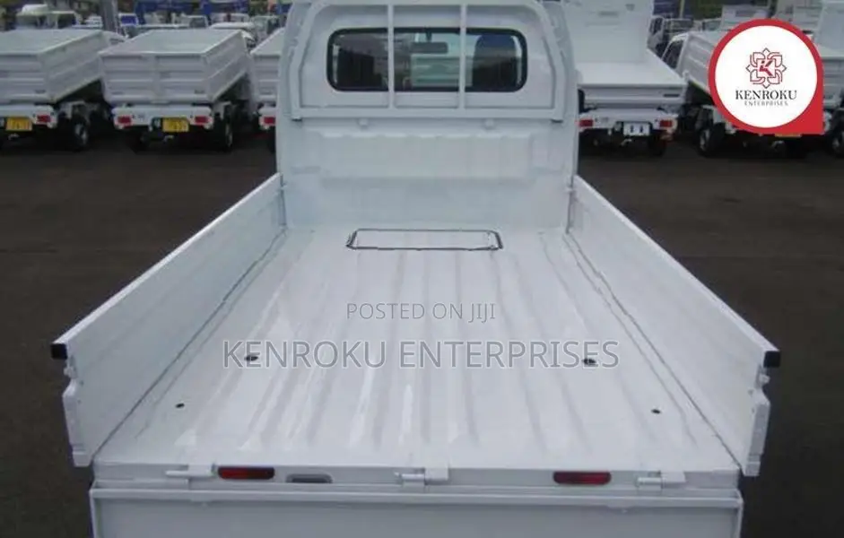Suzuki Carry 2024