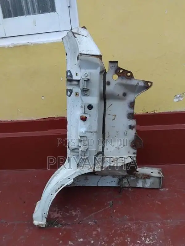 Suzuki Every Da64 Front Door Post