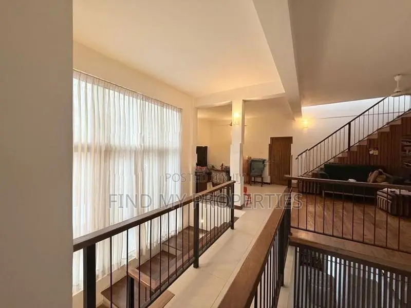 House for Sale in Thalawathugoda