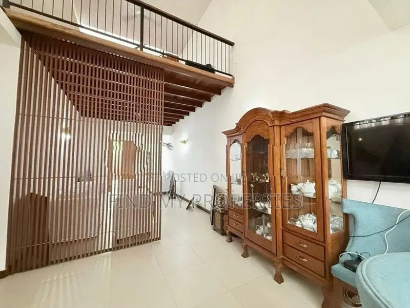 House for Sale in Thalawathugoda