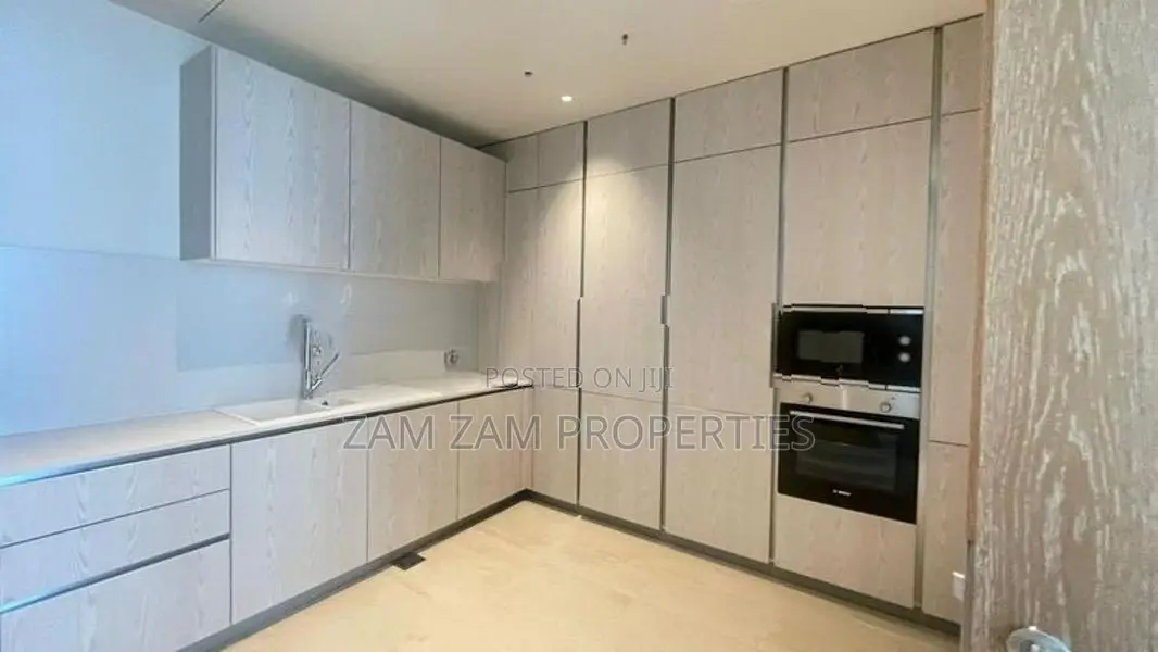 Fully Furnished Super Luxury Apartment For Rent in Colombo 1