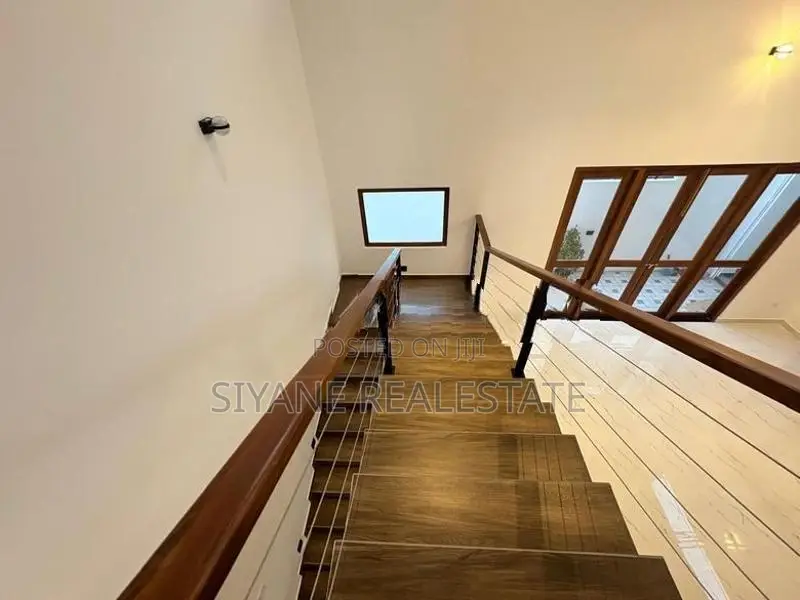 Newly Built Luxury House for Sale – Piliyandala