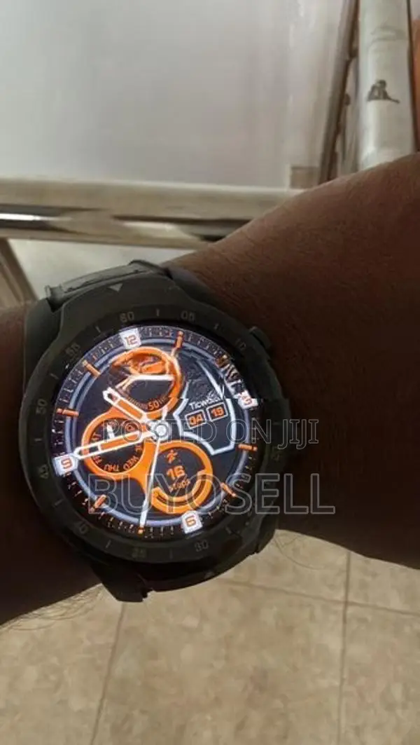 Tikwatch Pro japan