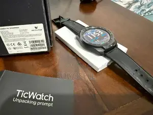 Tikwatch Pro japan
