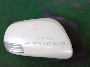 Toyota Belta P92 Side Mirror