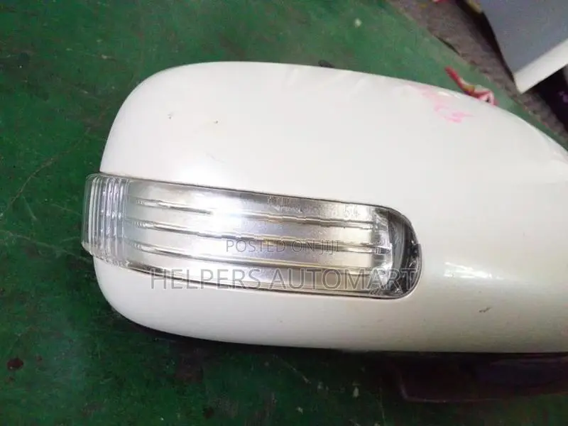 Toyota Belta P92 Side Mirror