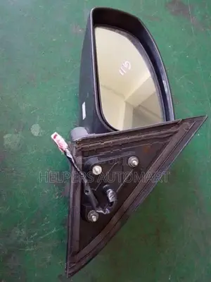 Nissan Bluebird G11 Side Mirror