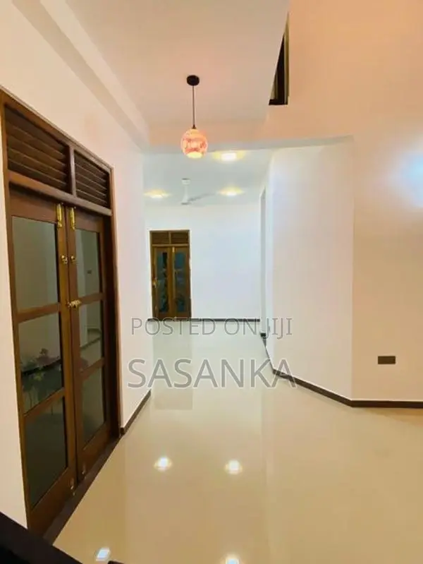 Meegoda Super Luxury House Available For Sale