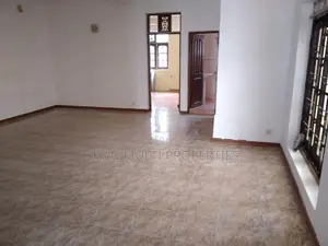 Commercial House upstairs Rent Colombo 03