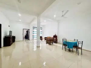 Modern 6BR House for Sale in Baththaramulla