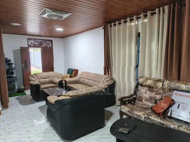 House for Sale in Nittambuwa