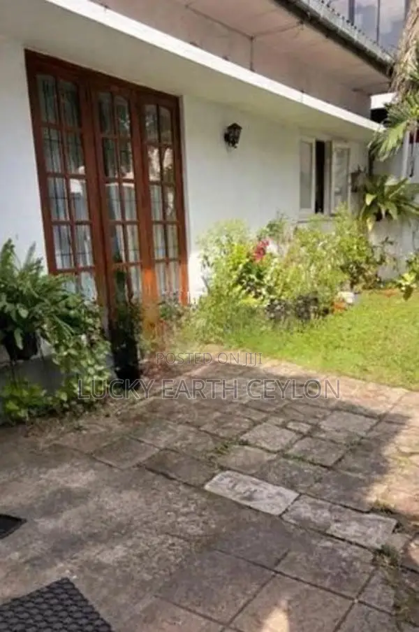 Nugegoda, Unfurnished 1 Storey House for Rent Nugegoda (MG1294)