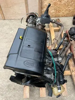 Land Rover Defender TD5 Engine & Manual Gearbox 2.5 Diesel 10P / 15P