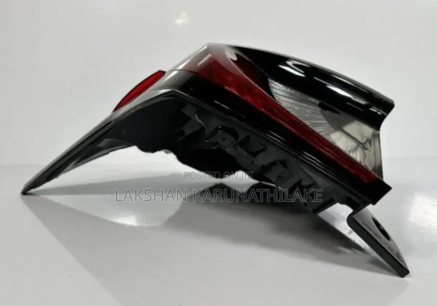 Toyota Yaris KSP210 Tail light