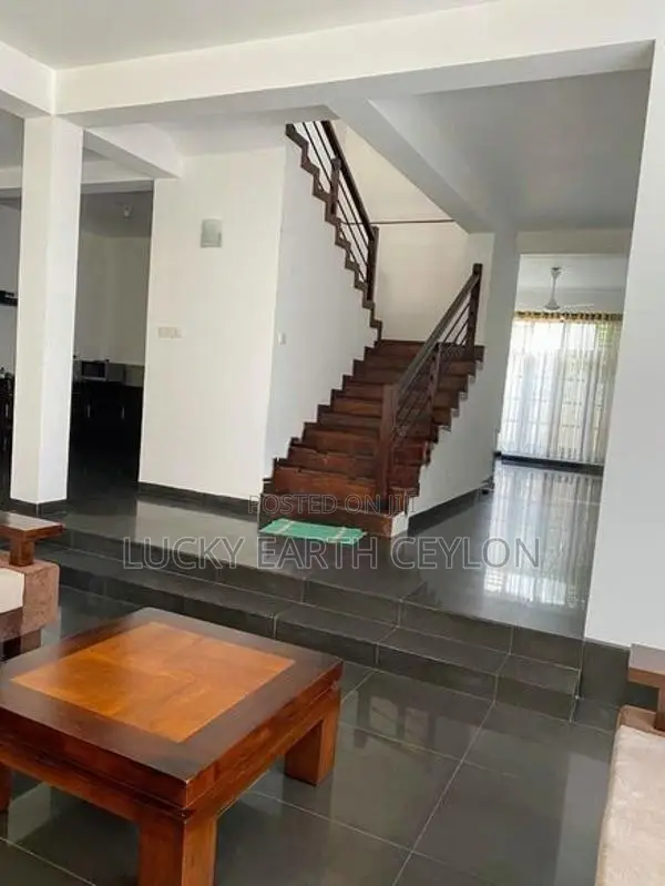 Thalawathugoda, Furnished, A/C, Solar, 2 Story House For Sale (NZMS305