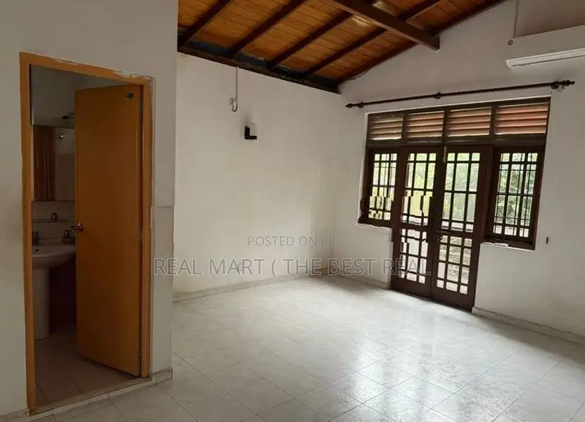Kalubowila : 4BR (12.3 perches) House for Sale at Pamankada