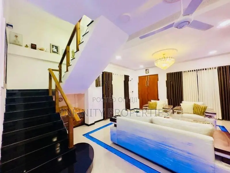 (AF735) Luxury House For Sale In Kottawa