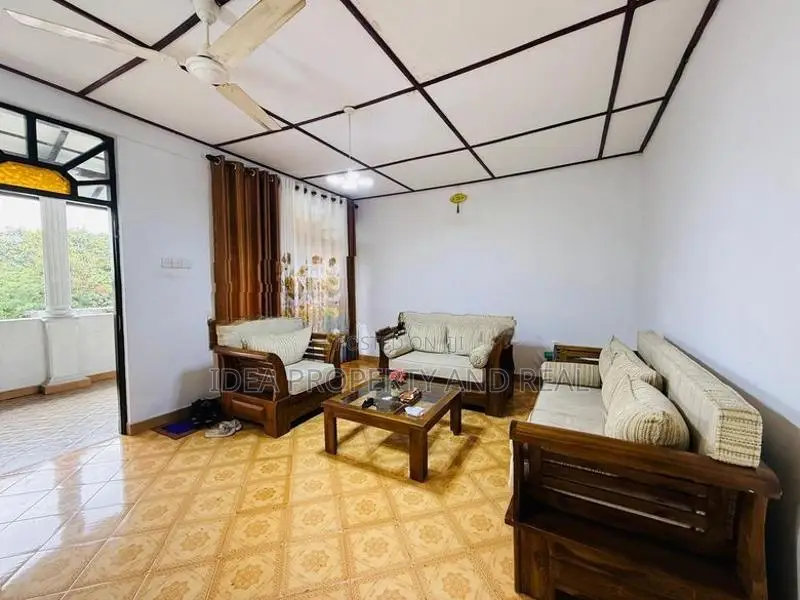 (SDA-369) Valuable Appartement Type 1st Floor House Sale in Maththegod
