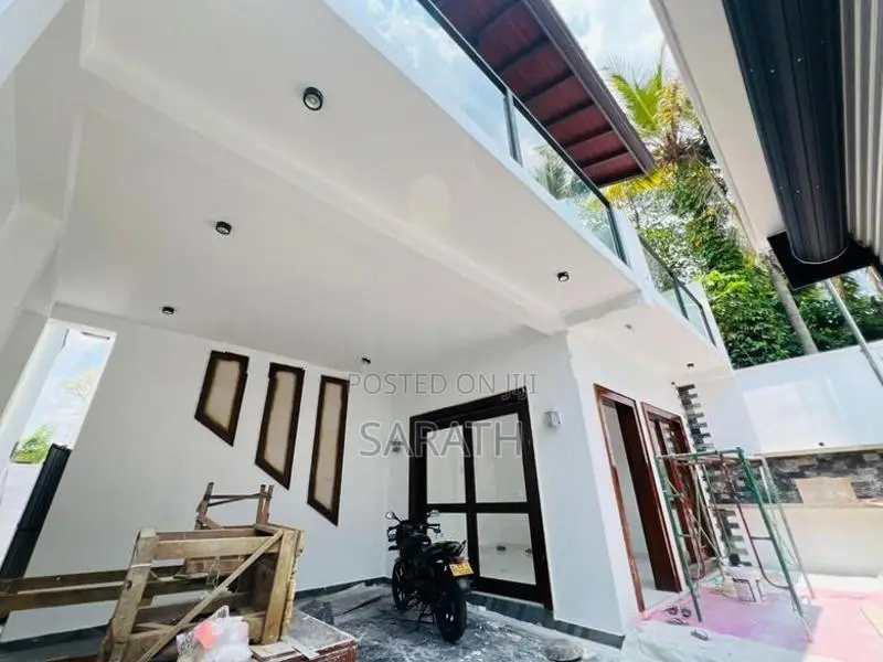 Ultra Modern Luxury Brand New House In Malabe